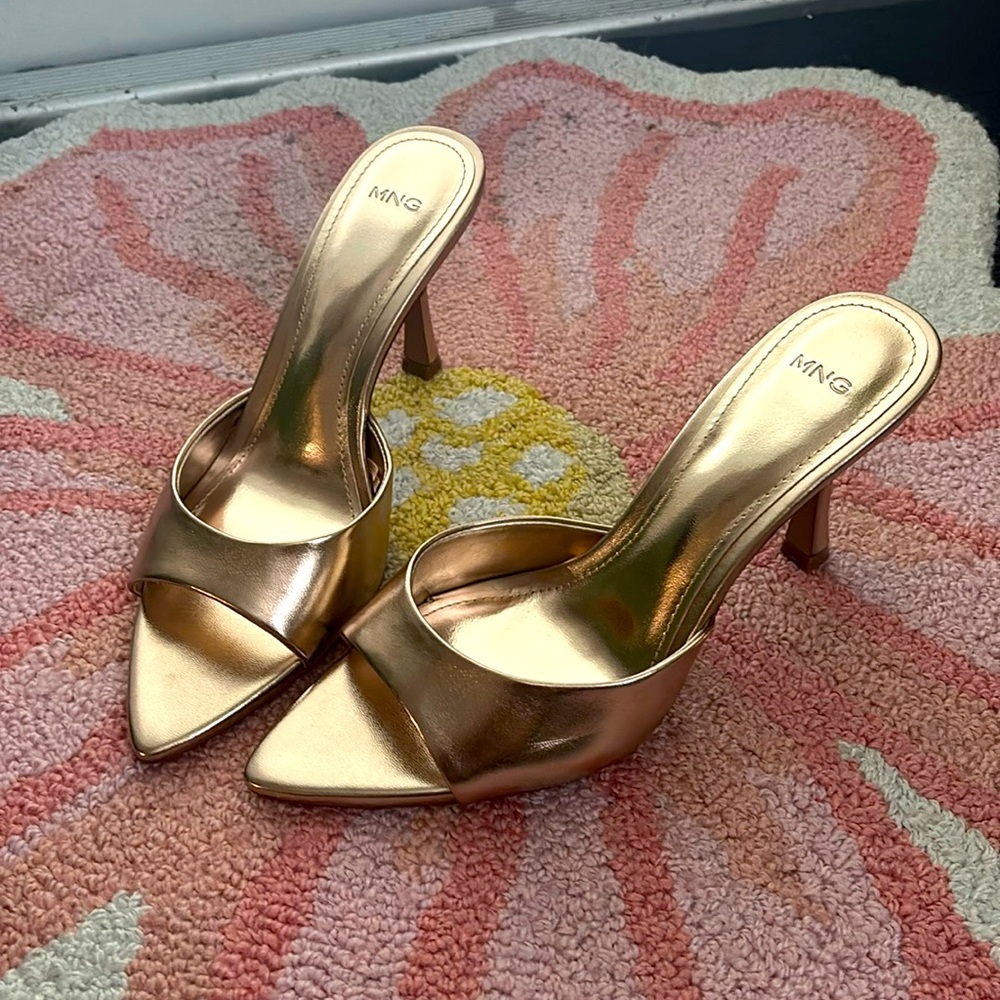 NEW Mango slides size 7